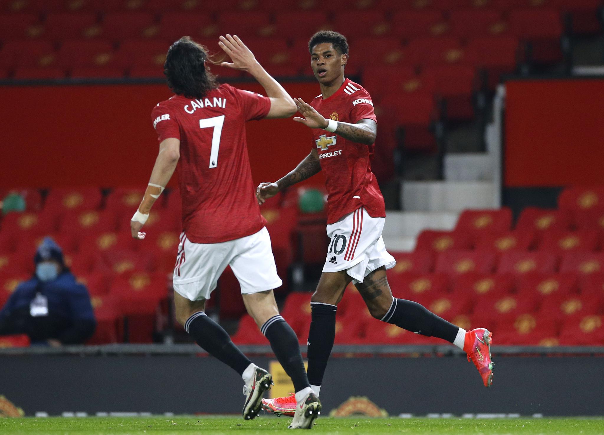 足球比赛中 足球比赛中