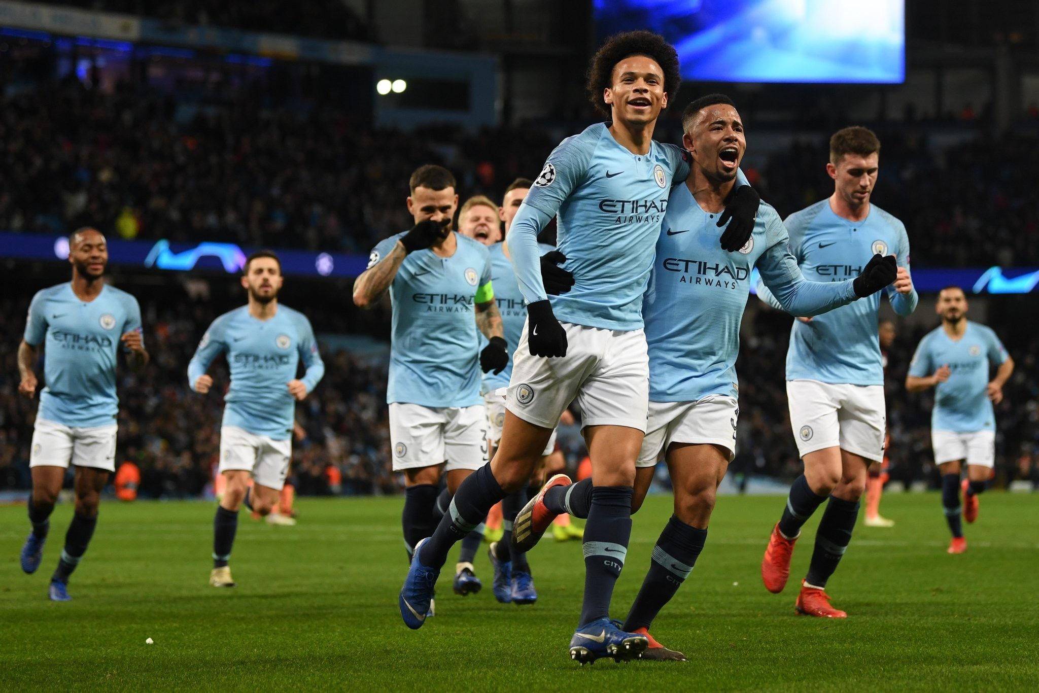 之间存在着 之间存在着